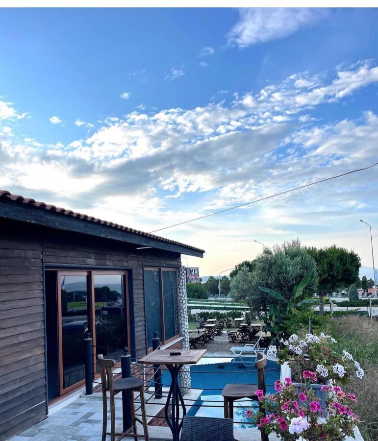 Ata Boutique Hotel Çeşme エクステリア 写真