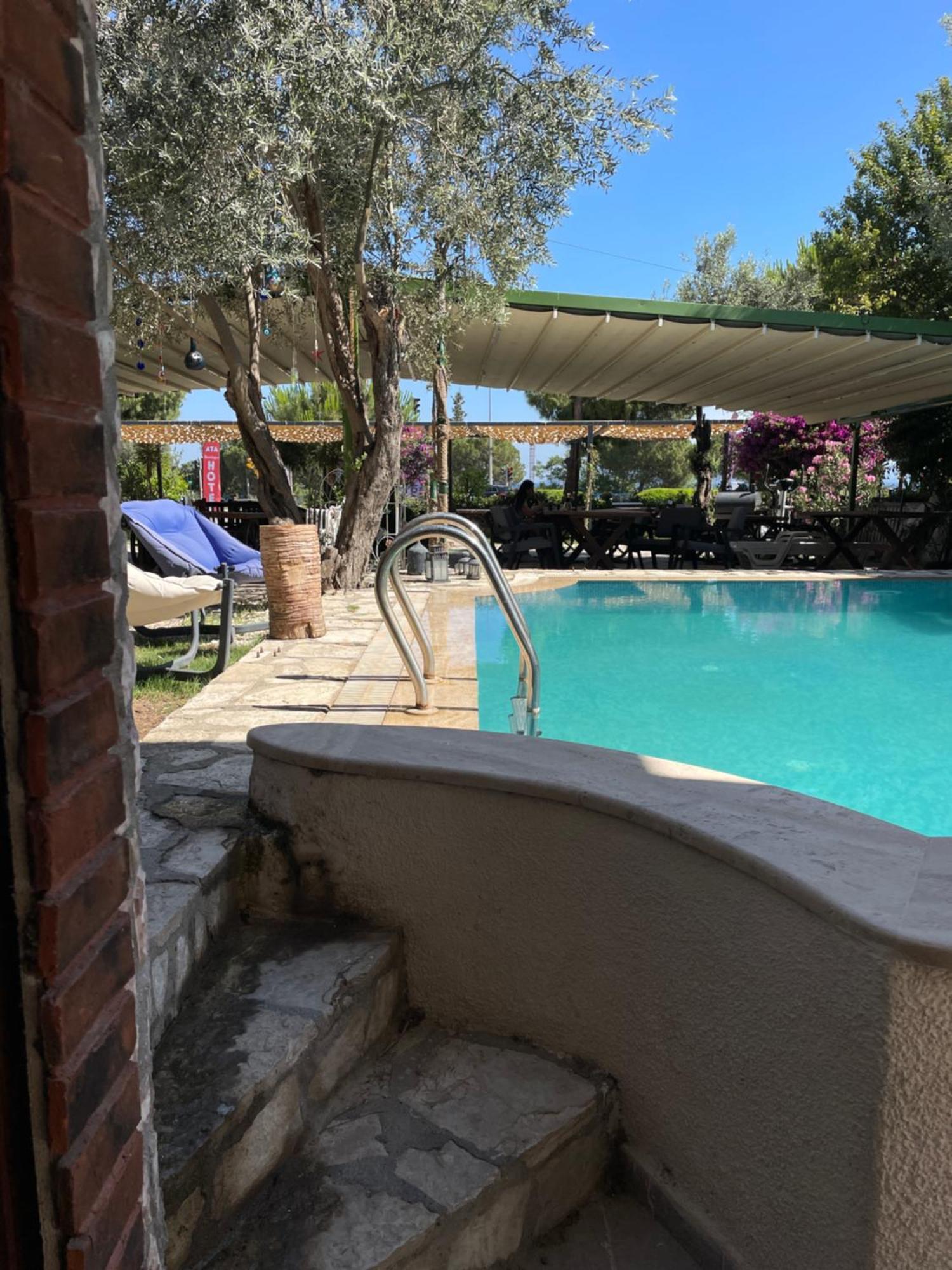 Ata Boutique Hotel Çeşme エクステリア 写真